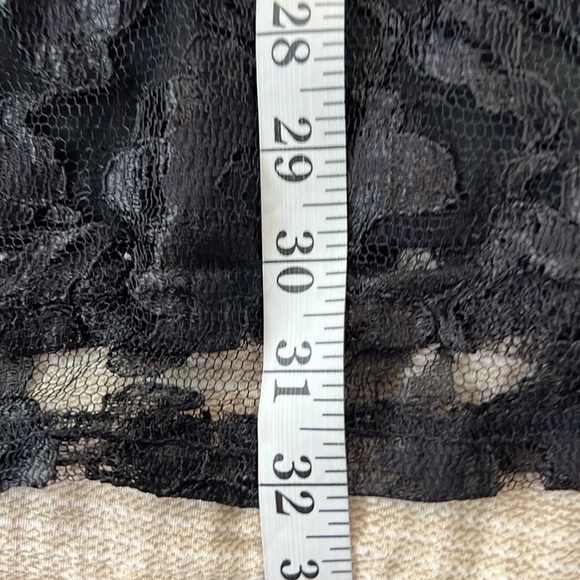 ⭐️NWT XXI, Black Lace over Black, High Lace Collar,Sexy, Classic,Timeless,Size L - Picture 8 of 10
